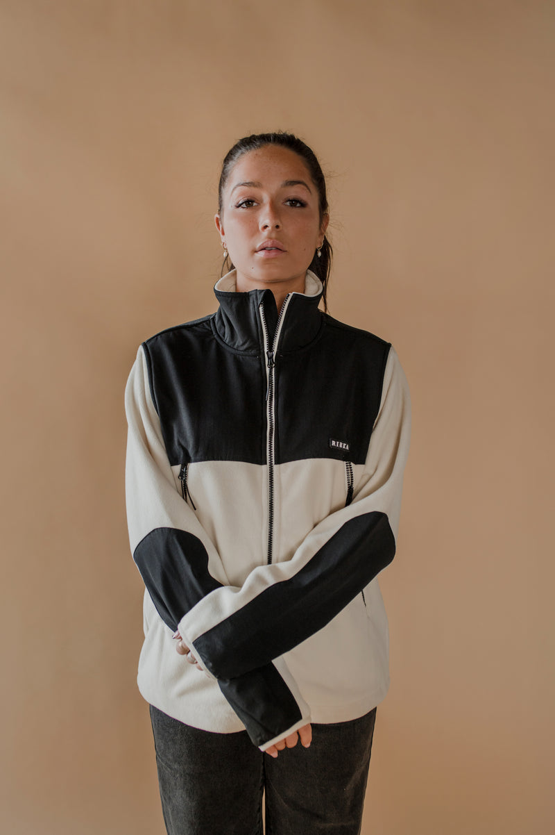 Rieka zip-up fleece